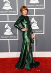 Florence Welch con un vestido de Givenchy en los Grammy 2013