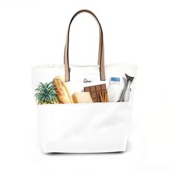 Bolso blanco de charol de la colección primavera/verano 2013 de Castañer