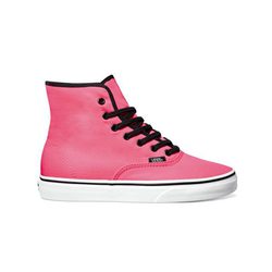 Zapatilla rosa de la colección primavera/verano 2013 de VANS