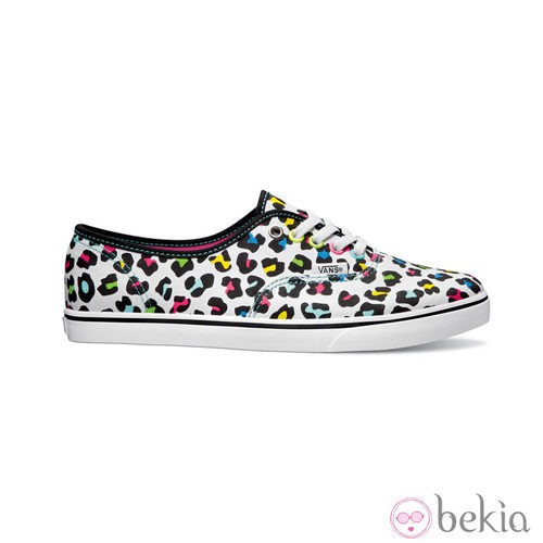 Zapatilla con estampado de leopardo de la colección primavera/verano 2013 de VANS
