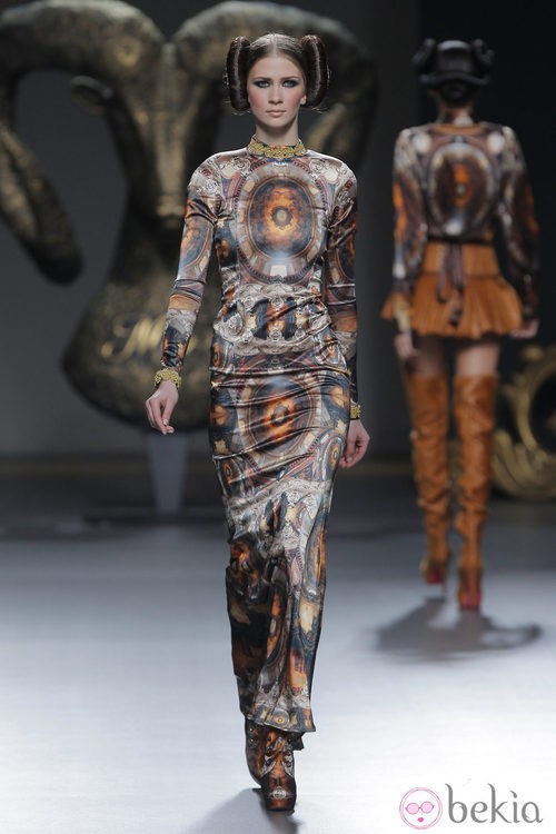 Vestido de la colección otoño/invierno 2013/2014 de Maya Hansen en Madrid Fashion Week