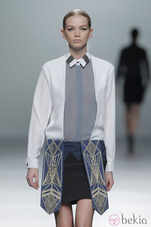 Superposiciones en la colección otoño/invierno 2013/2014 de Rabaneda en Madrid Fashion Week