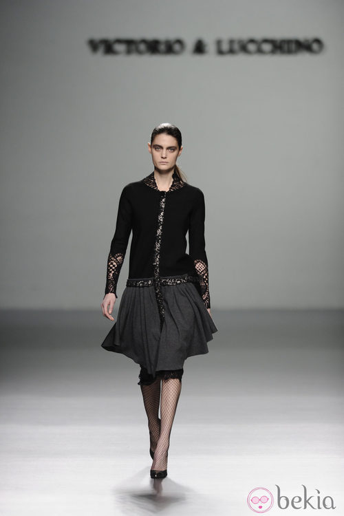 Vestido con falda de vuelo de la colección otoño/invierno 2013/2014 de Victorio y Lucchino en Madrid Fashion Week