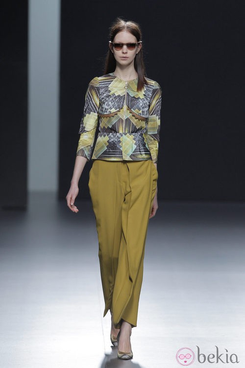 Pantalón de pata elefante de la colección otoño/invierno 2013/2014 de Martín Lamothe en Madrid Fashion Week