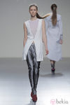 Pantalones de talle alto de la colección otoño/invierno 2013/2014 de POL en Madrid Fashion Week