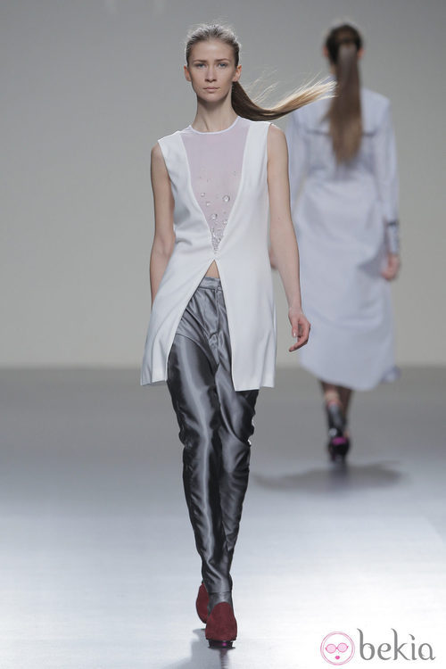 Pantalones de talle alto de la colección otoño/invierno 2013/2014 de POL en Madrid Fashion Week