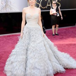 Amy Adams con un vestido de Oscar de la Renta en los Oscar 2013