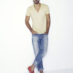 Juan Betancourt con mocasines de la colección primavera/verano 2013 de Xti