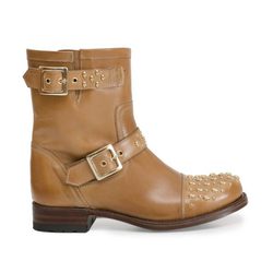 Botín marrón con calaveras de Sendra Style para la colección primavera/verano 2013