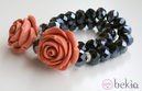 Pulsera con detalle floral en tonos tierra de la segunda colección de joyas de Vanesa Romero