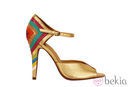 Sandalia dorada de la colección primavera/verano 2013 de Nine West