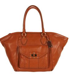Bolso de cuero de la colección primavera/verano 2013 de Nine West