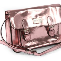 Bolso metalizado de Mustang para la colección primavera/verano 2013