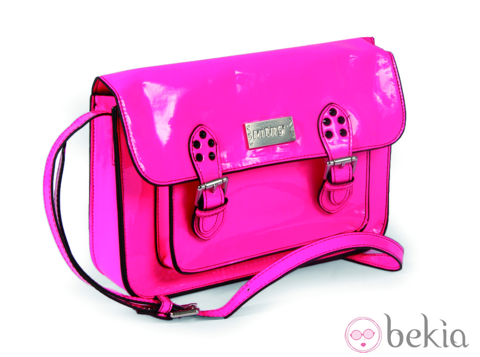 Bolso de color fucsia de Mustang para la colección primavera/verano 2013