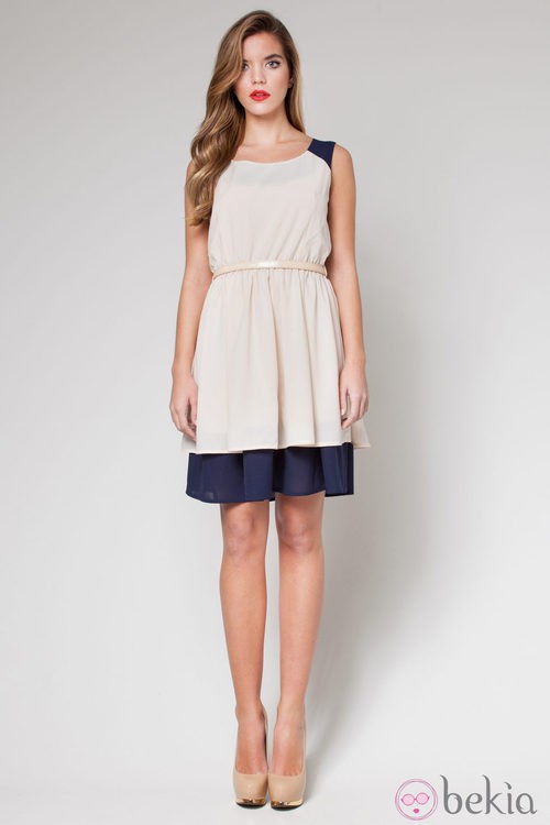 Vestido nude y azul marino de la colección primavera/verano 2013 de 'OUI by Poète'