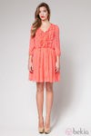 Vestido plisado color coral de la colección primavera/verano 2013 de 'OUI by Poète'