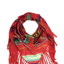 Pañuelo de la colección primavera/verano 2013 de Desigual