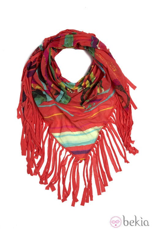 Pañuelo de la colección primavera/verano 2013 de Desigual