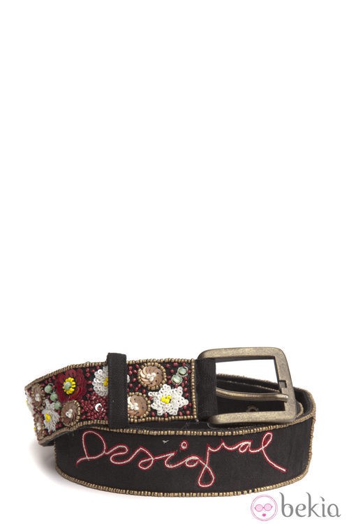 Cinturón de la colección primavera/verano 2013 de Desigual