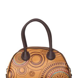 Bolso de la colección primavera/verano 2013 de Desigual