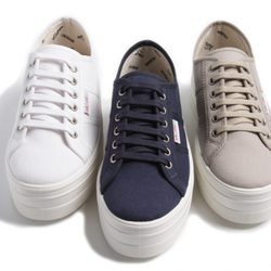 Zapatillas cerradas Victoria para la colección primavera/verano 2013