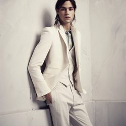 Traje blanco de la colección Conscious de H&M