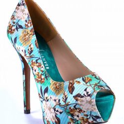 Peep toe estampado de la colección primavera/verano 2013 de Rebeca Sanver