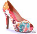 Peep toe con motivos florales de la colección primavera/verano 2013 de Rebeca Sanver