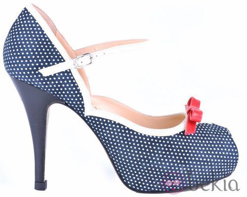 Peep toe de lunares de la colección primavera/verano 2013 de Rebeca Sanver