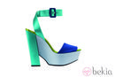 Modelo Archi Compact de la colección primavera/verano 2013 de Roger Vivier