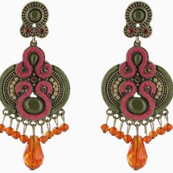 Pendientes de Tantred de la temporada primavera/verano 2013 con terciopelo