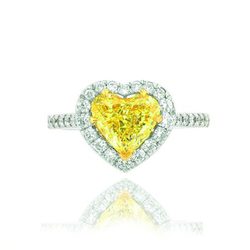 Anillo con forma de corazón de la colección de 'Diamonds'