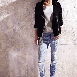 Vaqueros desgastados de la colección primavera/verano 2013 de River Island
