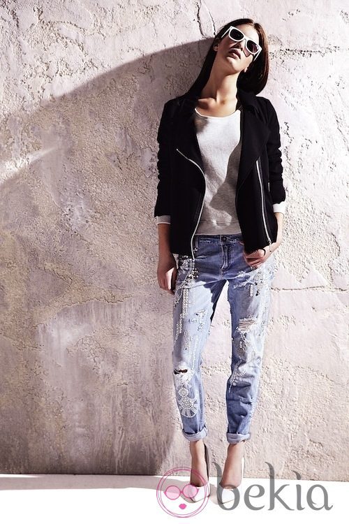 Vaqueros desgastados de la colección primavera/verano 2013 de River Island