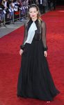 Olivia Wilde de Gucci presenta 'Cowboys and aliens' en Londres