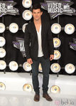 Taylor Lautner en los MTV Video Music Awards 2011