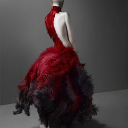 Diseño VOSS de Alexander McQueen, primavera/verano 2001