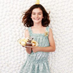 Vestido de tirantes para niña de la colección primavera/verano 2013 de Benetton