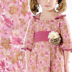 Vestido fucsia con flores de la colección 'Ceremonia' de Trasluz para este 2013