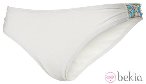 Braguita en color blanco con pedrería de la colección de baño primavera/verano 2013 de H&M