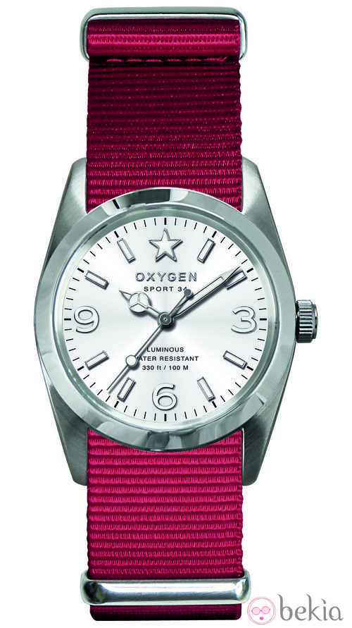 Reloj modelo Sport Marine en rojo de la colección primavera/verano 2013 de Oxygen