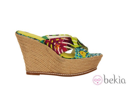 Cuña de la línea Tropical en la colección primavera/verano 2013 de Nine West