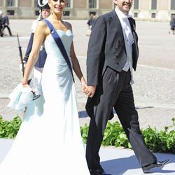 La Princesa Tatiana de Grecia con un vestido azul cielo en la boda de Magdalena de Suecia y Chris O'Neill