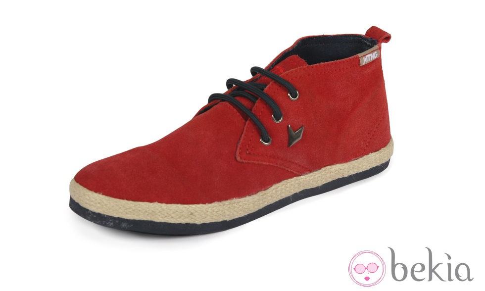 Botín rojo de la colección primavera/verano 2013 de MTNG ATTITUDE