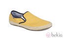 Zapatilla amarilla de la colección primavera/verano 2013 de MTNG ATTITUDE