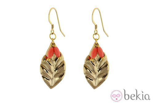 Pendientes 'Hoja' de la colección primavera/verano 2013 de Achilipú