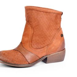 Botín de la colección primavera/verano 2013 de Sixtyseven