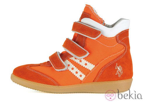 Snearkers naranjas de la colección otoño/invierno 2013 de U.S. Polo Assn
