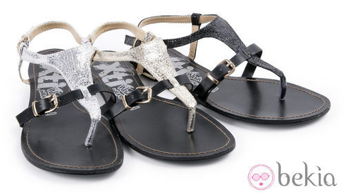 Sandalias metalizadas de la colección 'Innovación' primavera/verano 2013 de XTI