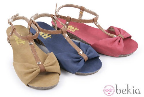 Sandalias con lazo de la colección 'Innovación' primavera/verano 2013 de XTI
